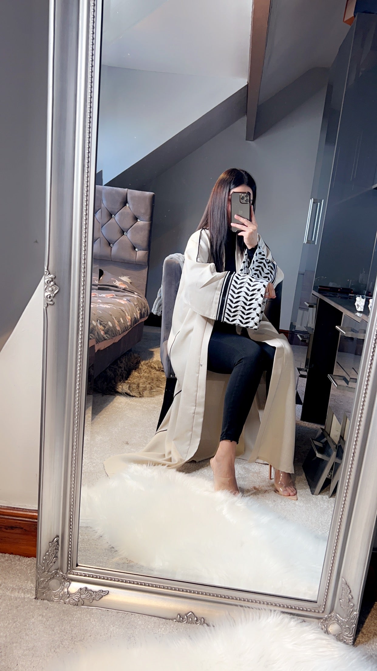 Falistini Cream Open Abaya