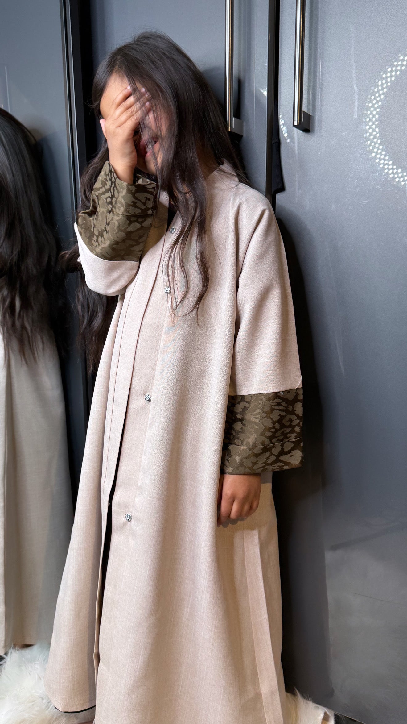 Khaki Jaquard sleeve Abaya