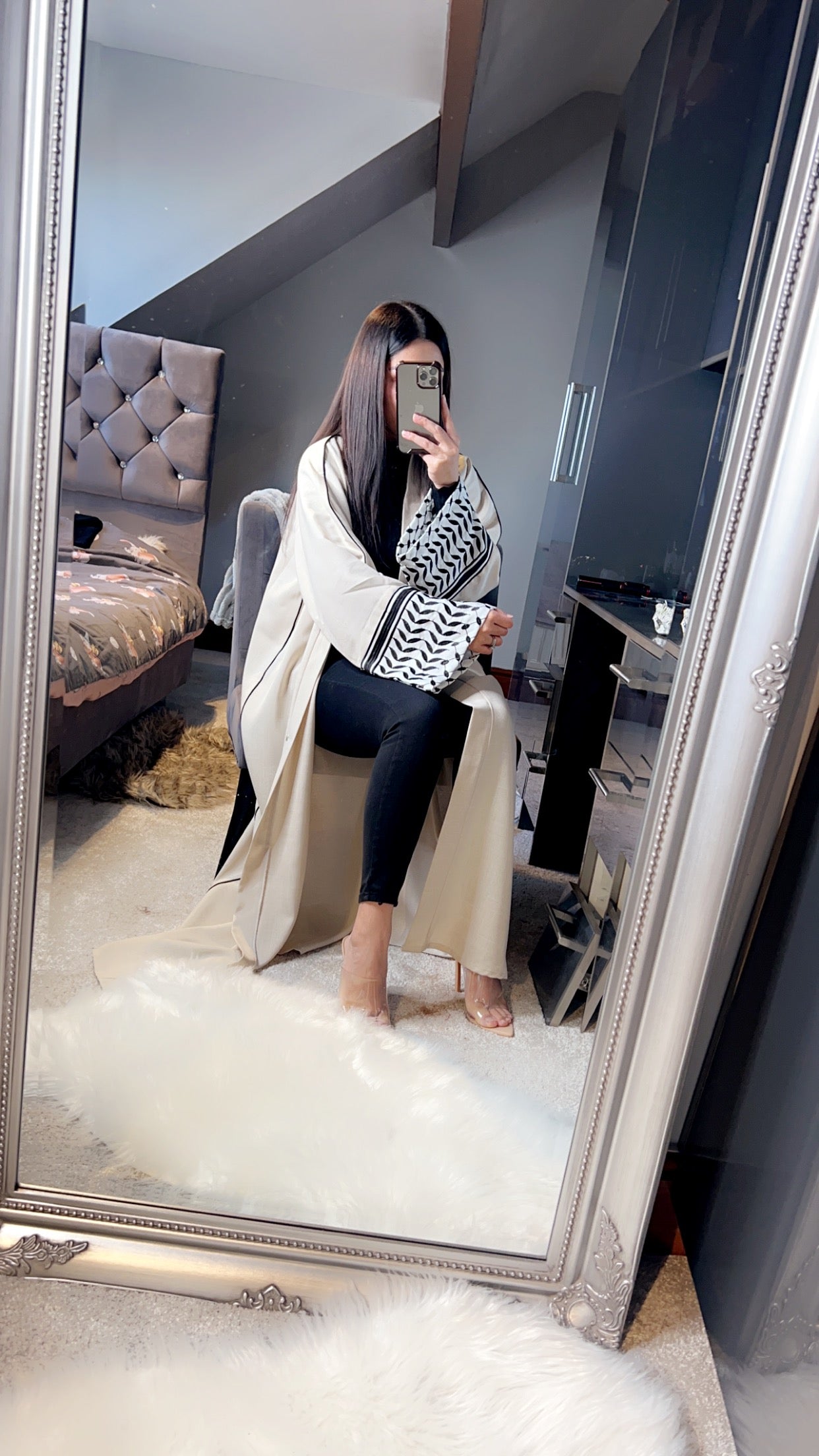 Falistini Cream Open Abaya