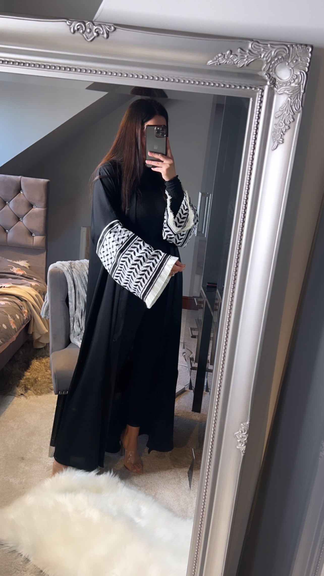Falistini Black Open Abaya